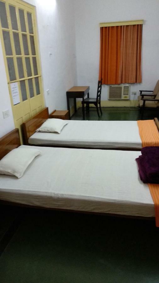 Ywca Gallway Guest House โกลกาตา ภายนอก รูปภาพ